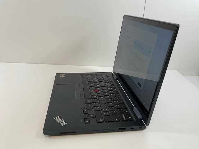 Lenovo thinkpad c13 yoga gen 1 13.3”, amd ryzen 5 3500c with radeon vega mobile gfx, 8 gb ram, 128 gb ssd touchscreen chromebooks (3x) - afbeelding 13 van  24
