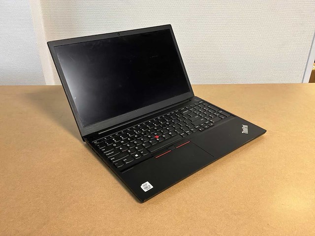 Lenovo thinkpad e15 - i3-10110 laptop - afbeelding 1 van  3