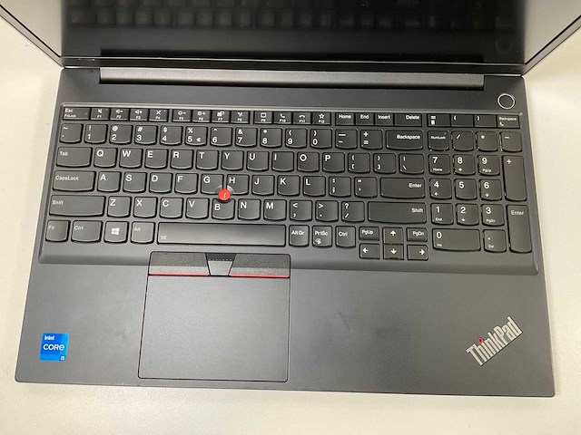 Lenovo thinkpad e15 gen 2 15.5”, core(tm) i5 11th gen, 16 gb ram, 500 gb nvme laptop - afbeelding 4 van  7