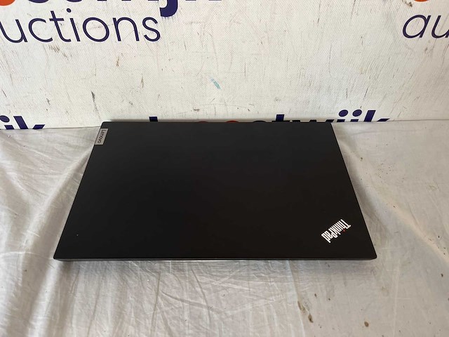 Lenovo thinkpad e15 gen 4 (amd) amd ryzen™ 5 5625u laptop 39,6 cm (15.6") - afbeelding 2 van  3