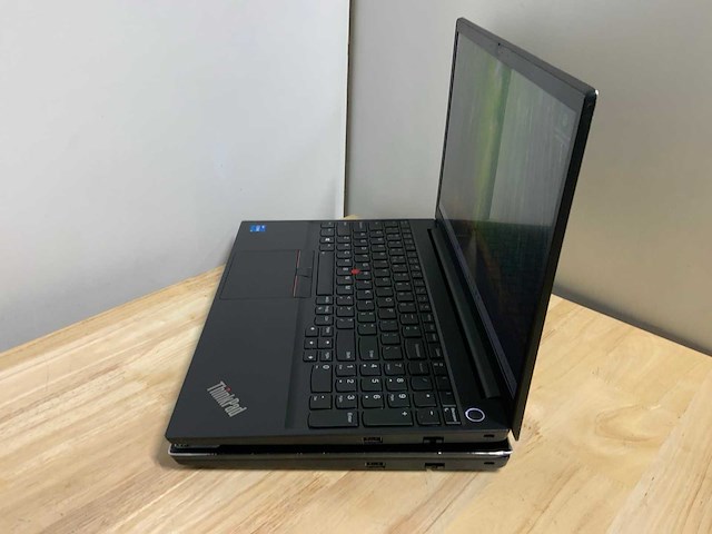 Lenovo thinkpad e15 gen2 laptop (2x) - afbeelding 5 van  9