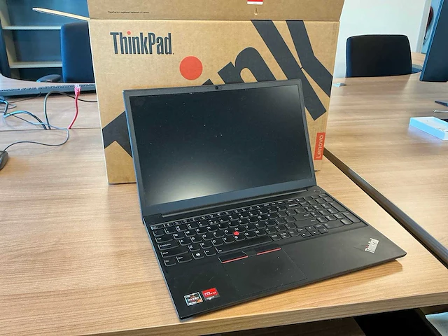Lenovo thinkpad e15 gen2 laptop - afbeelding 1 van  6