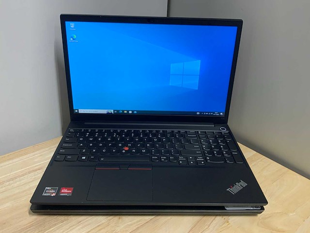 Lenovo thinkpad e15 gen3 laptop (2x) - afbeelding 1 van  9