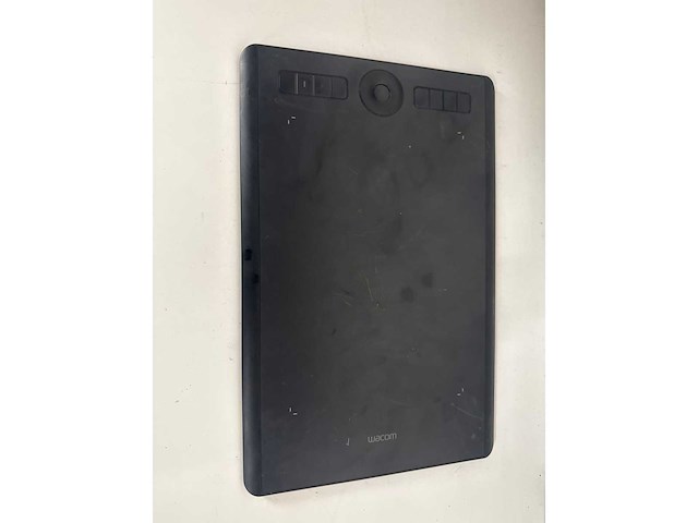 Lenovo thinkpad e16 gen 2 laptop | wacom intuos pro m south tekentablet - afbeelding 2 van  4
