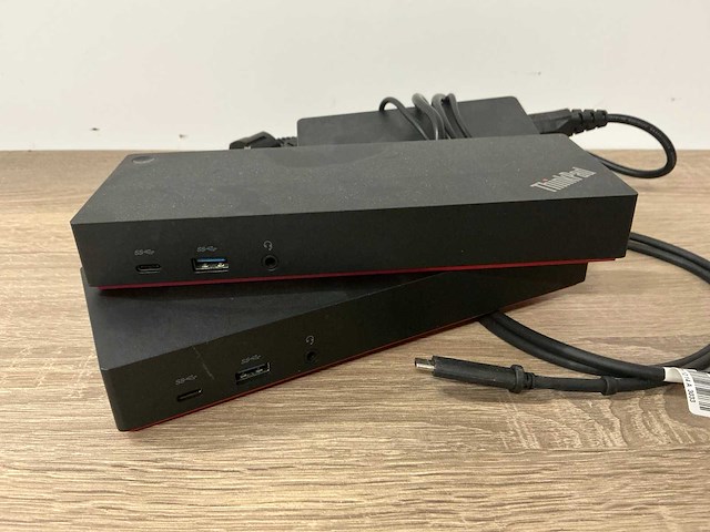 Lenovo thinkpad hybrid usb-c with usb-a dockingstation (2x) - afbeelding 2 van  6