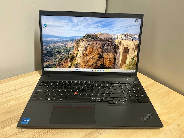 Lenovo thinkpad l15 gen4 (i5 gen13) laptop - afbeelding 1 van  2
