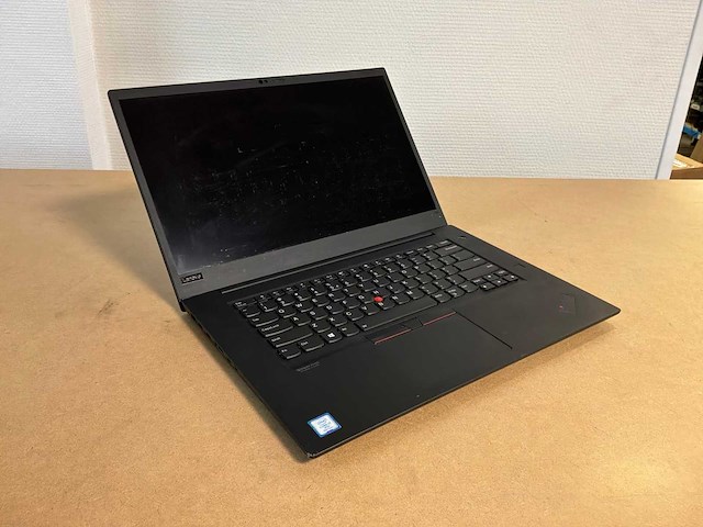 Lenovo thinkpad p1 g2 - i7-9850h laptop - afbeelding 1 van  3