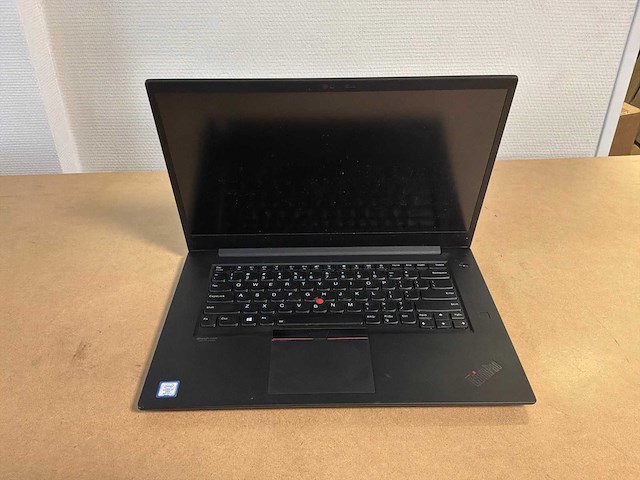 Lenovo thinkpad p1 g2 - i7-9850h laptop - afbeelding 2 van  3