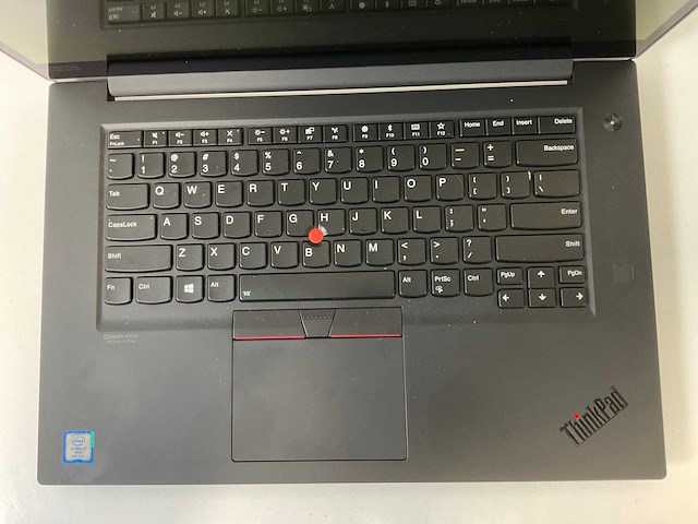 Lenovo thinkpad p1 gen 2 15.5”, core(tm) i7 9th gen, 32 gb ram, 512 gb nvme nvidia quadro t1000 mobile 4gb laptop - afbeelding 4 van  7