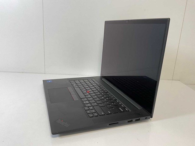 Lenovo thinkpad p1 gen 4 16”, core(tm) i7 11th gen, 64 gb ram, 2 tb nvme laptop - afbeelding 3 van  7