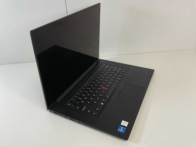 Lenovo thinkpad p1 gen 4i 16”, core(tm) i7 11th gen, 32 gb ram, 1 tb nvme, nvidia quadro t1200 4 gb laptop - afbeelding 2 van  7