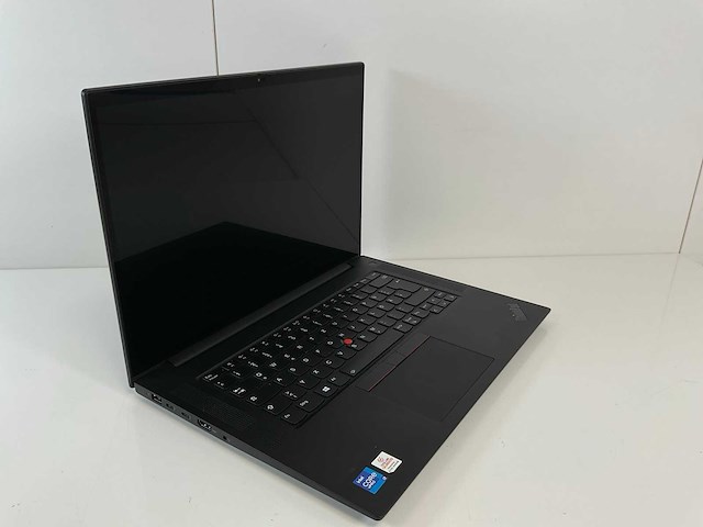 Lenovo thinkpad p1 gen 4i 16”, core(tm) i7 11th gen, 32 gb ram, 1 tb nvme, nvidia t1200 gpu 4 gb laptop - afbeelding 2 van  7