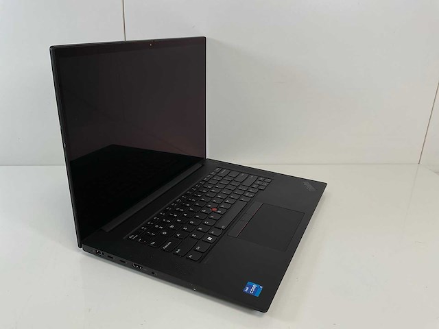 Lenovo thinkpad p1 gen 4i 16”, core(tm) i7 11th gen, 64 gb ram, 2 tb nvme laptop - afbeelding 2 van  7