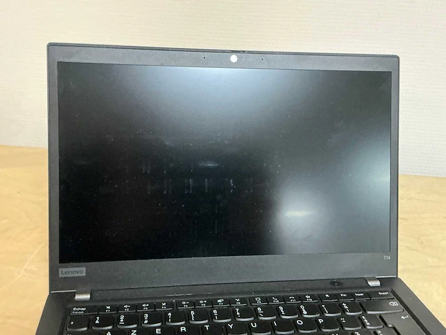 Lenovo thinkpad t14 gen 1 - i7-10gen laptop - afbeelding 2 van  4