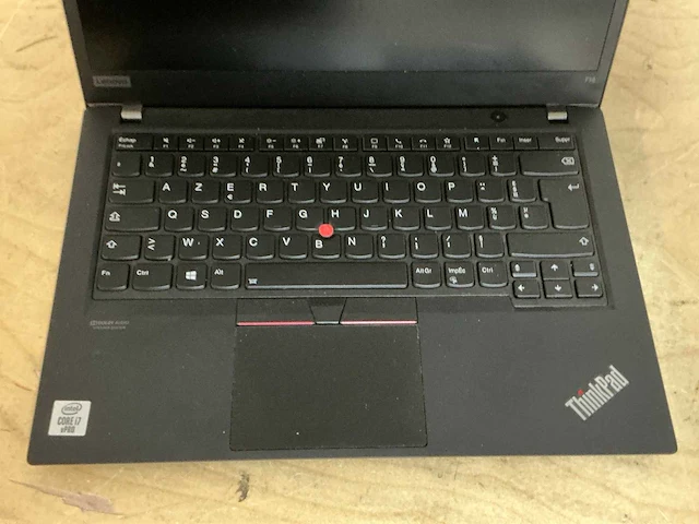 Lenovo thinkpad t14 gen 1 - i7-10gen laptop - afbeelding 3 van  4
