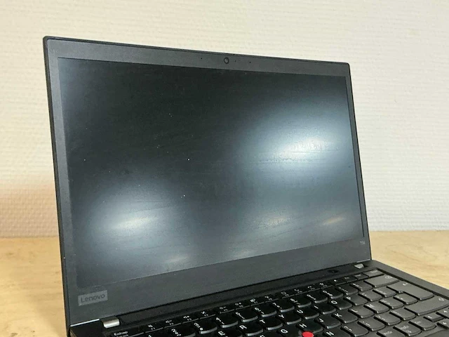 Lenovo thinkpad t14 gen 1 - i7-10gen laptop - afbeelding 2 van  3