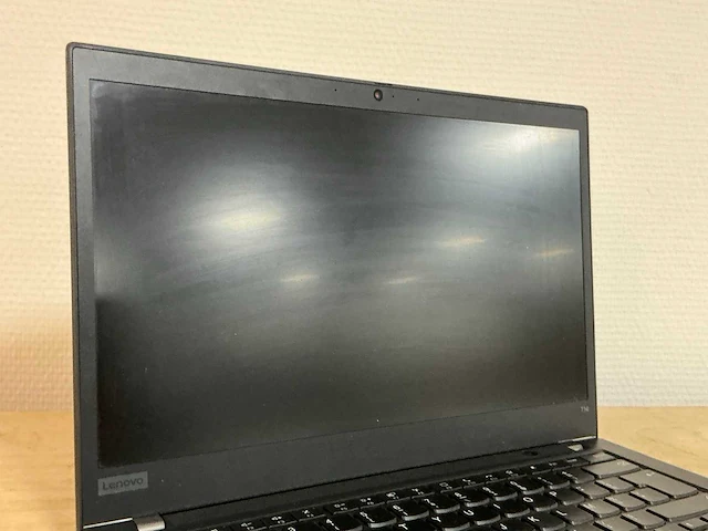 Lenovo thinkpad t14 gen 1 - i7-10gen laptop - afbeelding 2 van  4