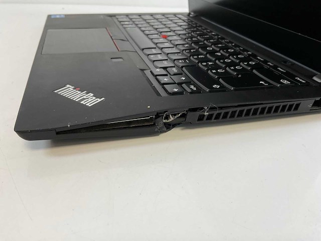 Lenovo thinkpad t14 gen 2 14”, core(tm) i5 11th gen, 16 gb ram, 512 gb nvme laptop - afbeelding 1 van  1
