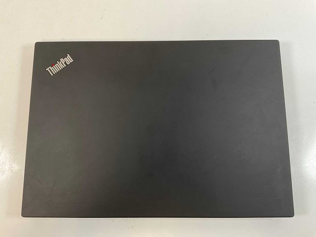 Lenovo thinkpad t14 gen 2a 14”, amd ryzen 5 pro 5650u with radeon graphics, 16 gb ram, 512 gb nvme laptop - afbeelding 1 van  2