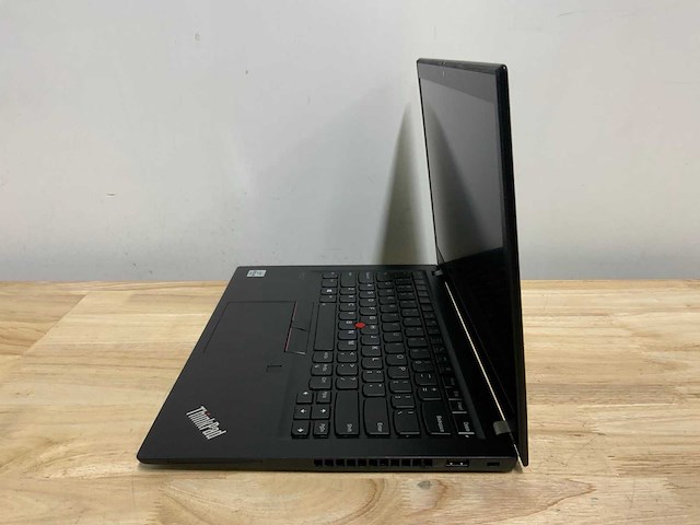 Lenovo thinkpad t14s laptop - afbeelding 4 van  7