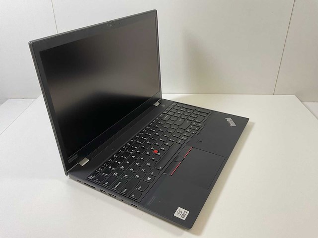 Lenovo thinkpad t15 g1 15.5”, core(tm) i5 10th gen, 16 gb ram, 256 gb nvme laptop - afbeelding 2 van  6