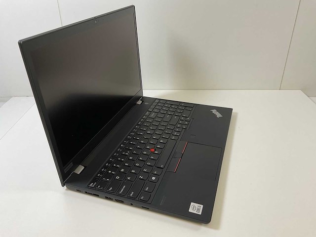 Lenovo thinkpad t15 g1 15.5”, core(tm) i5 10th gen, 16 gb ram, 256 gb nvme laptop - afbeelding 2 van  7