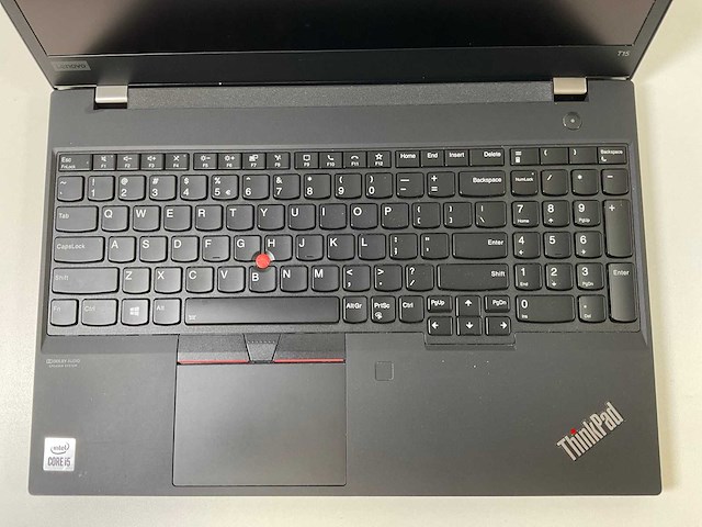 Lenovo thinkpad t15 g1 15.5”, core(tm) i5 10th gen, 16 gb ram, 256 gb nvme laptop - afbeelding 3 van  6
