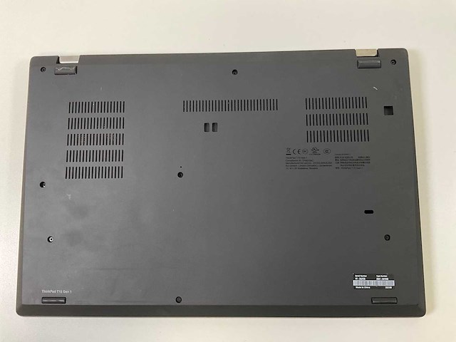 Lenovo thinkpad t15 g1 15.5”, core(tm) i5 10th gen, 16 gb ram, 256 gb nvme laptop - afbeelding 6 van  7