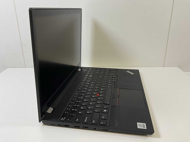Lenovo thinkpad t15 g1 15.5”, core(tm) i5 10th gen, 16 gb ram, 256 gb nvme laptop - afbeelding 2 van  7