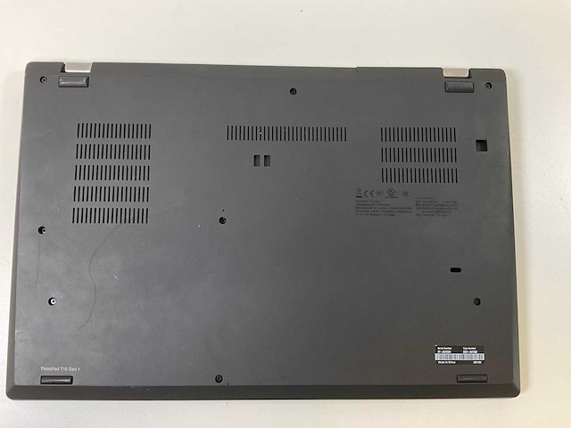 Lenovo thinkpad t15 g1 15.5”, core(tm) i5 10th gen, 16 gb ram, 256 gb nvme laptop - afbeelding 1 van  1