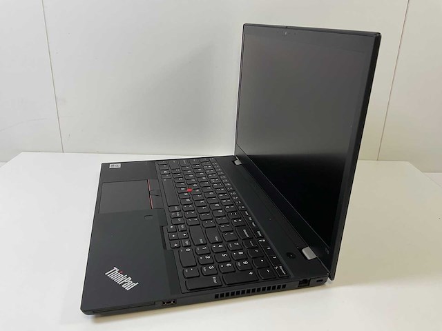 Lenovo thinkpad t15 g1 15.5”, core(tm) i5 10th gen, 16 gb ram, 256 gb nvme laptop - afbeelding 3 van  7