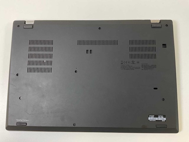 Lenovo thinkpad t15 g1 15.5”, core(tm) i5 10th gen, 16 gb ram, 256 gb nvme laptop - afbeelding 6 van  7
