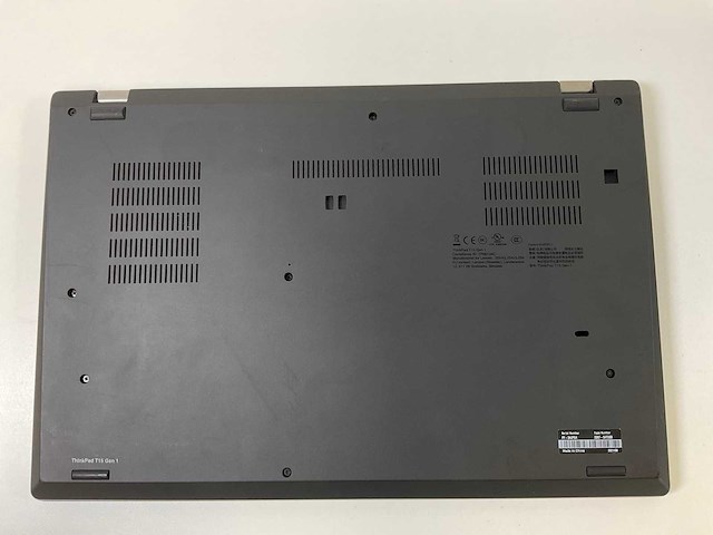 Lenovo thinkpad t15 g1 15.5”, core(tm) i5 10th gen, 16 gb ram, 256 gb nvme laptop - afbeelding 6 van  7