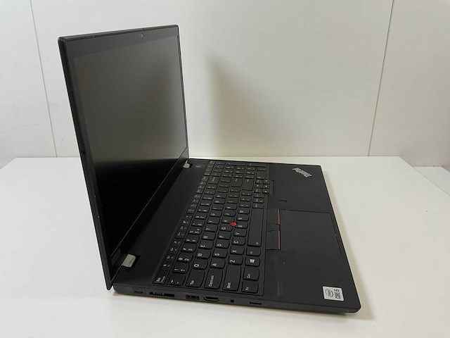 Lenovo thinkpad t15 g1 15.5”, core(tm) i5 10th gen, 16 gb ram, 256 gb nvme laptop - afbeelding 2 van  6