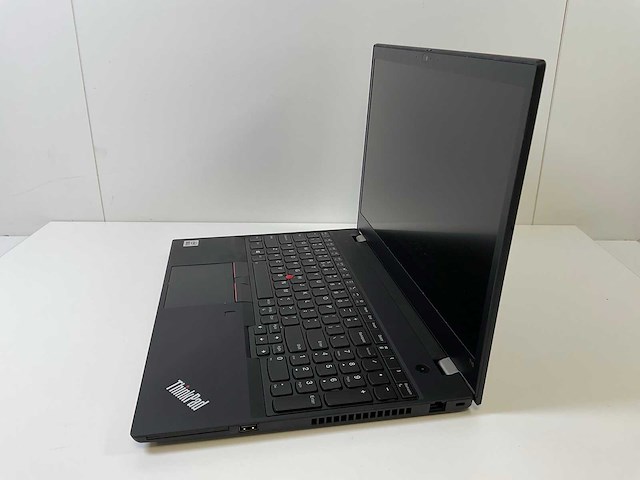 Lenovo thinkpad t15 g1 15.5”, core(tm) i5 10th gen, 16 gb ram, 256 gb nvme laptop - afbeelding 3 van  6