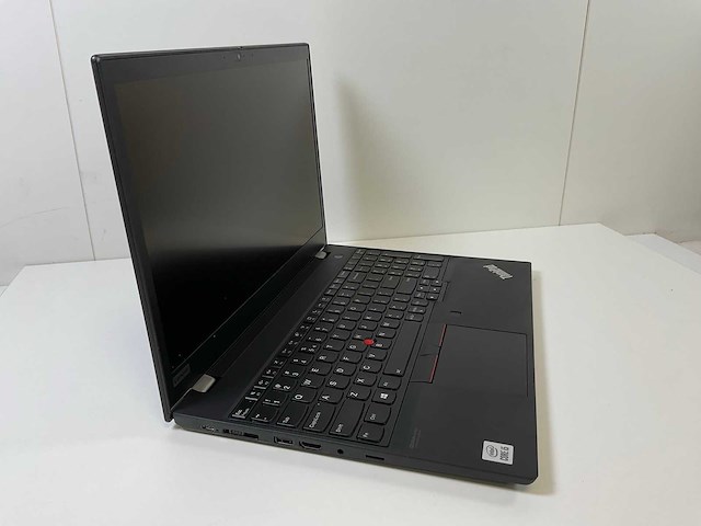 Lenovo thinkpad t15 g1 15.5”, core(tm) i5 10th gen, 16 gb ram, 256 gb nvme laptop - afbeelding 2 van  7