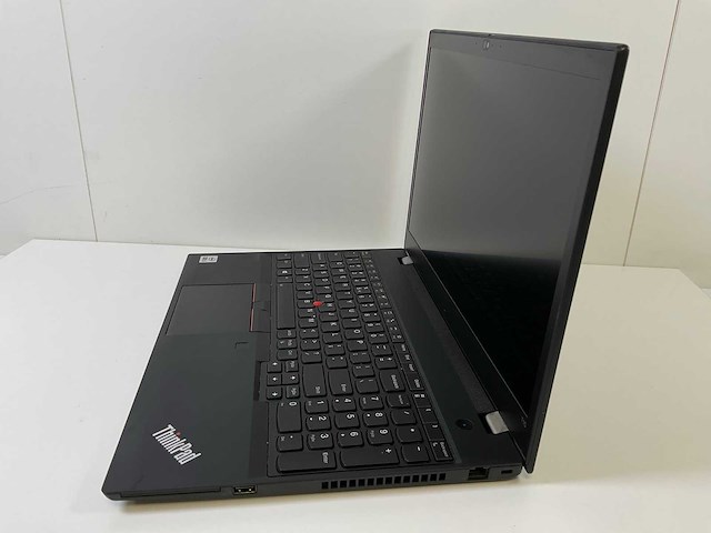 Lenovo thinkpad t15 g1 15.5”, core(tm) i5 10th gen, 16 gb ram, 256 gb nvme laptop - afbeelding 3 van  7