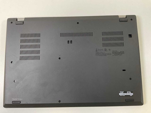 Lenovo thinkpad t15 g1 15.5”, core(tm) i5 10th gen, 16 gb ram, 256 gb nvme laptop - afbeelding 6 van  7