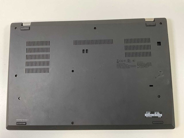 Lenovo thinkpad t15 g1 15.5”, core(tm) i5 10th gen, 16 gb ram, 256 gb nvme laptop - afbeelding 6 van  7