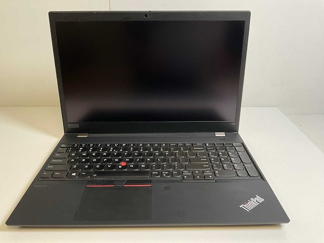 Lenovo thinkpad t15 g1 15.6”, core(tm) i5 10th gen, 16 gb ram, 256 gb nvme laptop - afbeelding 1 van  5