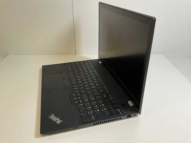 Lenovo thinkpad t15 g1 15.6”, core(tm) i5 10th gen, 16 gb ram, 256 gb nvme laptop - afbeelding 2 van  5