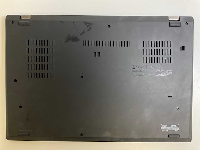 Lenovo thinkpad t15 g1 15.6”, core(tm) i5 10th gen, 16 gb ram, 256 gb nvme laptop - afbeelding 3 van  4