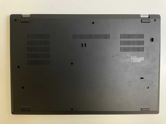 Lenovo thinkpad t15 g1 15.6”, core(tm) i5 10th gen, 16 gb ram, 256 gb nvme laptop - afbeelding 6 van  7