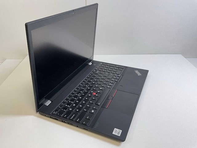 Lenovo thinkpad t15 g1 15.6”, core(tm) i5 10th gen, 16 gb ram, 256 gb nvme laptop - afbeelding 2 van  5