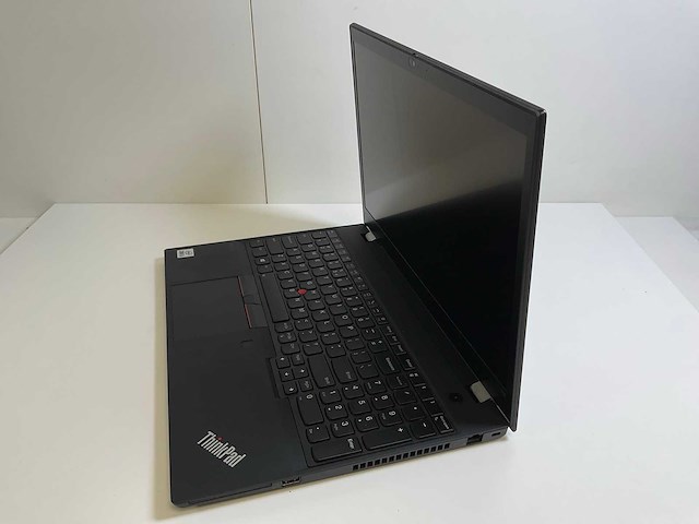 Lenovo thinkpad t15 g1 15.6”, core(tm) i5 10th gen, 16 gb ram, 256 gb nvme laptop - afbeelding 3 van  5