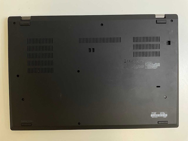 Lenovo thinkpad t15 g1 15.6”, core(tm) i5 10th gen, 16 gb ram, 256 gb nvme laptop - afbeelding 4 van  5