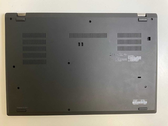 Lenovo thinkpad t15 g1 15.6”, core(tm) i5 10th gen, 16 gb ram, 256 gb nvme laptop - afbeelding 6 van  7