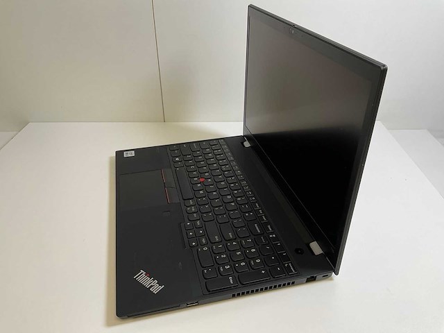 Lenovo thinkpad t15 g1 15.6”, core(tm) i5 10th gen, 16 gb ram, 256 gb nvme laptop - afbeelding 3 van  6