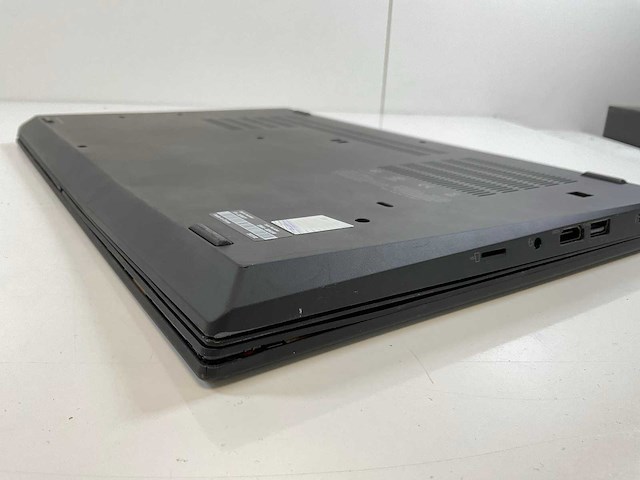 Lenovo thinkpad t15 gen 2 15.5”, core(tm) i7 11th gen, 16 gb ram, 512 gb nvme laptop - afbeelding 8 van  8