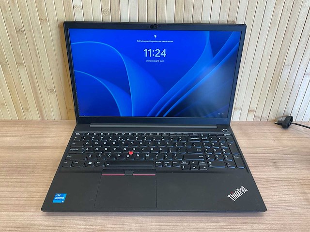 Lenovo thinkpad t15 laptop - afbeelding 2 van  7